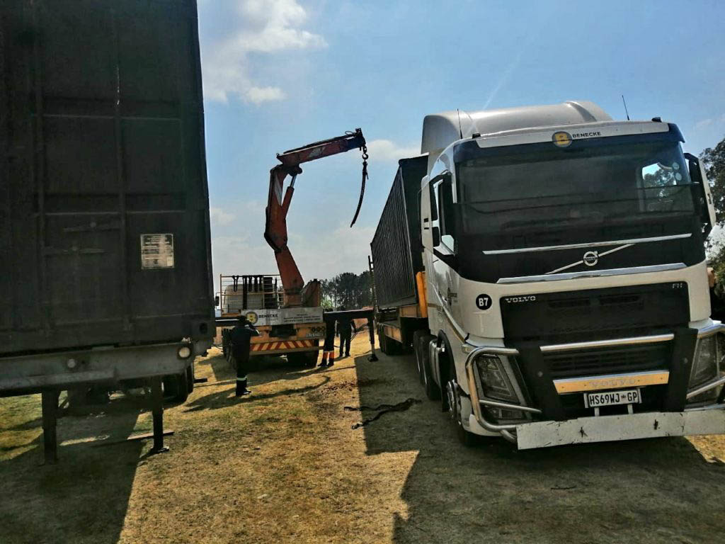 Crane Truck Transport Roodepoort Benecke Transport Benecke Transport