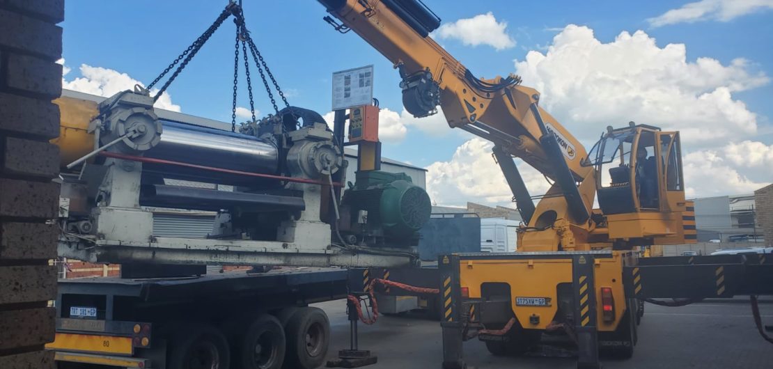 Machine moving and rigging services - Benecke Transport